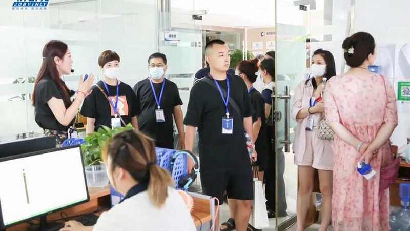在选择北京新员工管理培训公司时，可以从以下几个方面进行考量：
